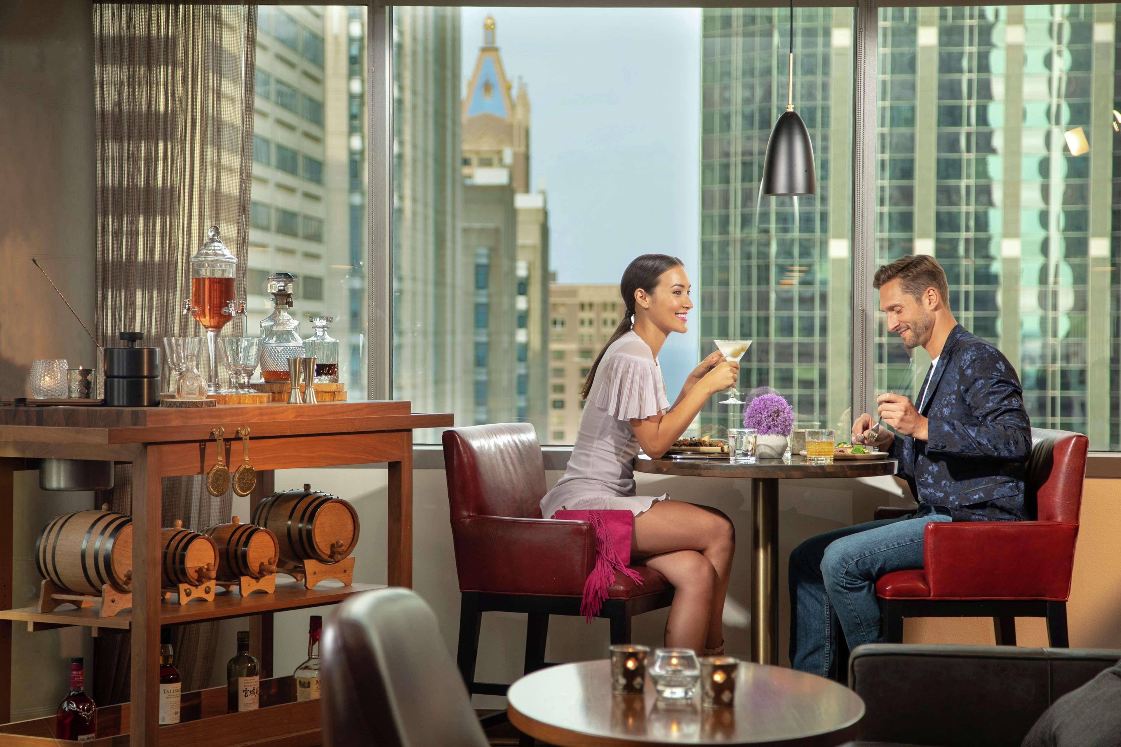Residence Inn By Marriott Chicago Downtown Magnificent Mile Экстерьер фото
