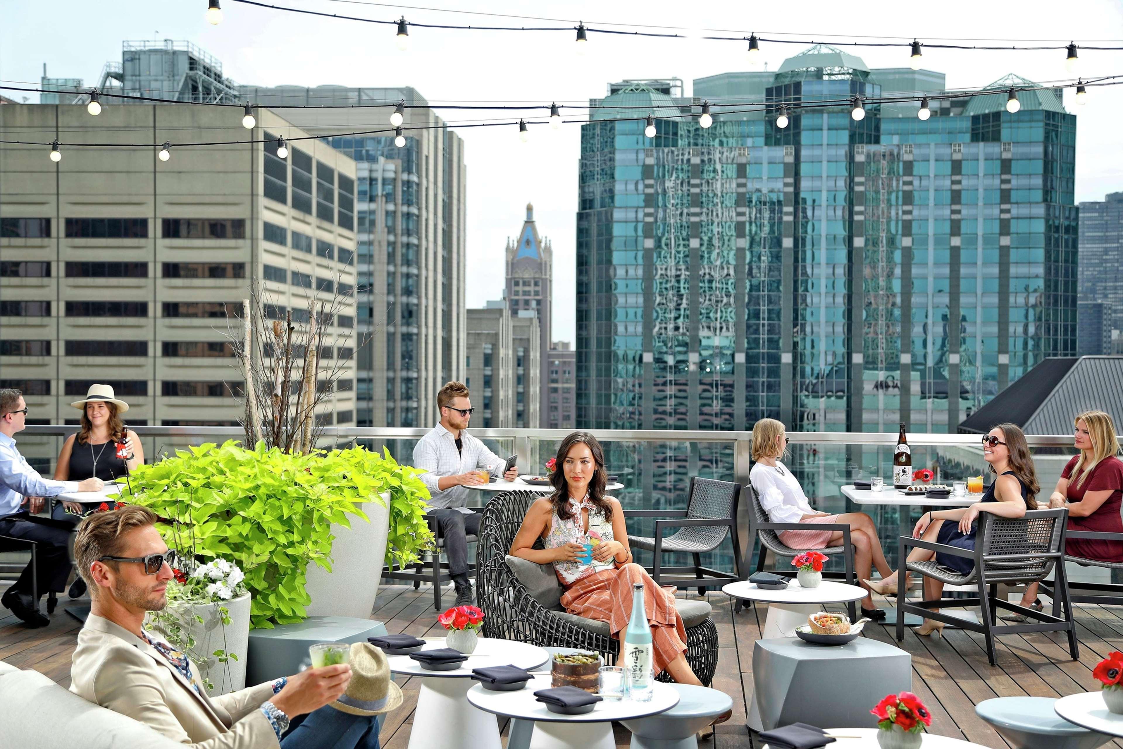 Residence Inn By Marriott Chicago Downtown Magnificent Mile Экстерьер фото