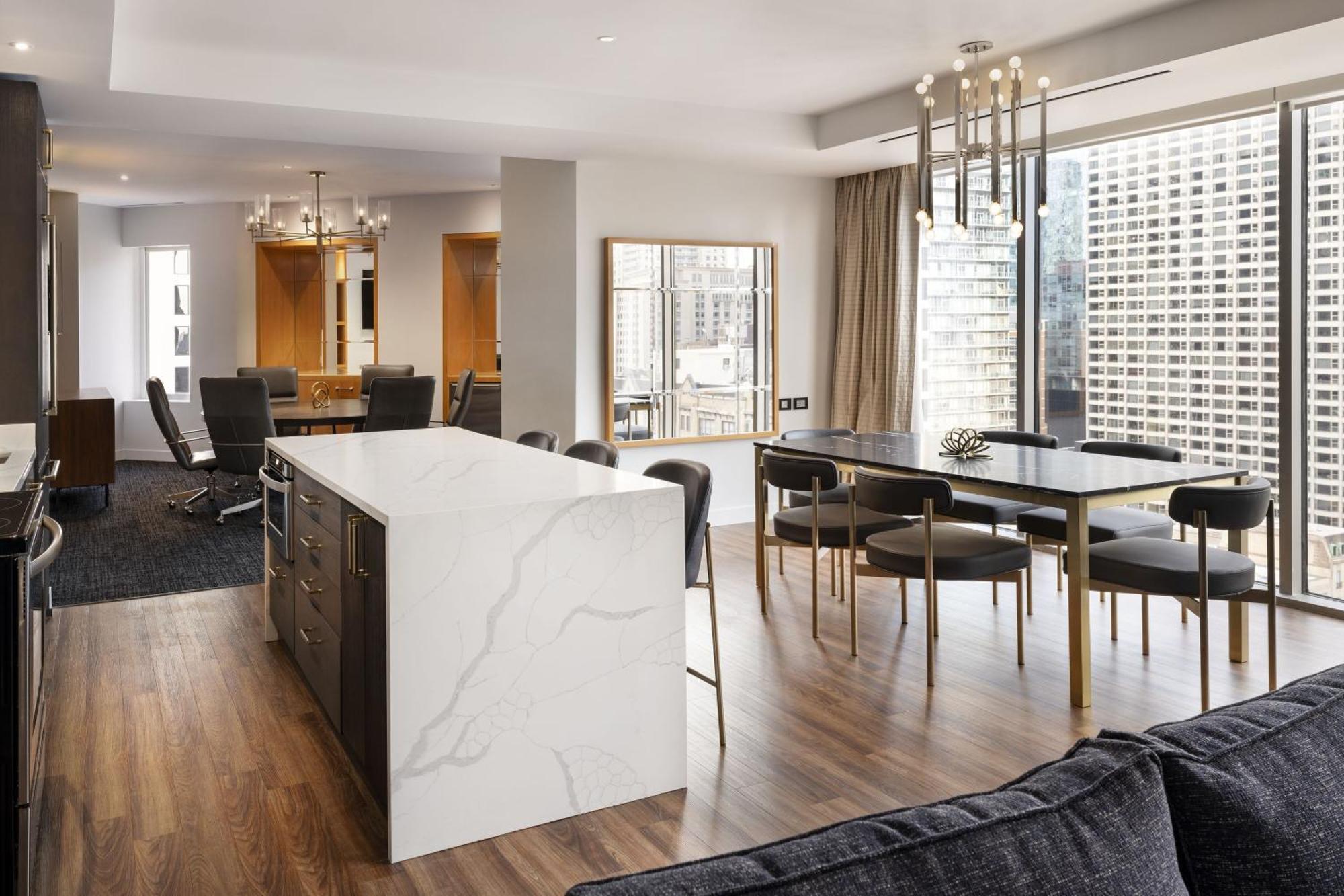 Residence Inn By Marriott Chicago Downtown Magnificent Mile Экстерьер фото
